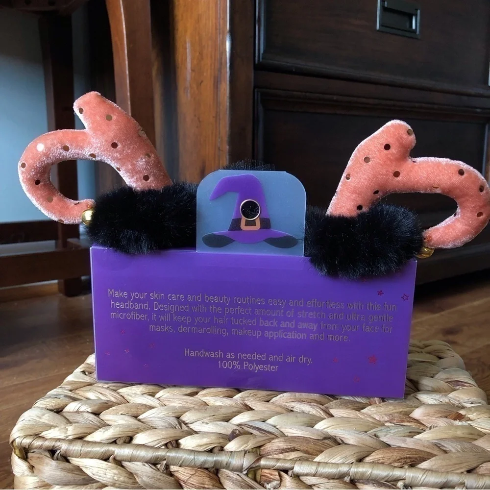 Wicked Cute Beauty Headband: Witch shoes